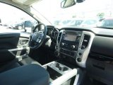 2017 Nissan Titan SV Crew Cab 4x4 Dashboard