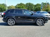 Diamond Black Crystal Pearl Jeep Cherokee in 2017