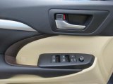 2016 Toyota Highlander XLE Door Panel