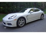 2016 Porsche Panamera 4 Edition