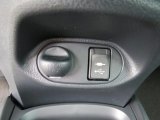 2017 Toyota Yaris 5-Door L Controls