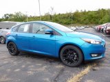2016 Blue Candy Ford Focus SE Hatch #116051056