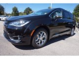 2017 Brilliant Black Crystal Pearl Chrysler Pacifica Limited #116076210