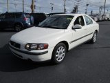 2002 Volvo S60 2.4 Data, Info and Specs