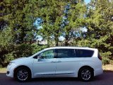 2017 Bright White Chrysler Pacifica Limited #116195516