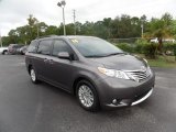 2014 Toyota Sienna XLE Front 3/4 View
