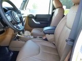 2017 Jeep Wrangler Unlimited Sahara 4x4 Black/Dark Saddle Interior