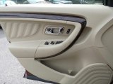 2016 Ford Taurus Limited AWD Door Panel