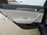 2017 Hyundai Sonata SE Door Panel