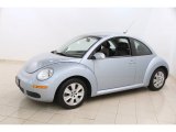 2010 Volkswagen New Beetle 2.5 Coupe Front 3/4 View