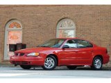 2004 Pontiac Grand Am SE Sedan Front 3/4 View