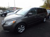 2010 Meteor Gray Metallic Volkswagen Routan SE #116706495