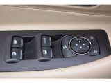 2016 Ford Taurus SE Controls