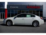 2009 Winter Frost Pearl Nissan Altima 2.5 S #11668785