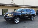 2017 Chevrolet Tahoe LT 4WD Front 3/4 View