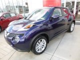 2017 Nissan Juke S AWD Front 3/4 View