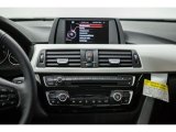 2017 BMW 3 Series 320i Sedan Controls