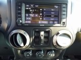 2017 Jeep Wrangler Unlimited 75th Anniversary Edition 4x4 Controls