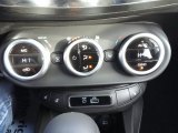 2017 Fiat 500X Lounge Controls
