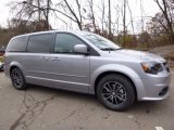 2017 Dodge Grand Caravan SXT Exterior