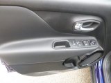 2017 Jeep Renegade Latitude 4x4 Door Panel