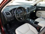 2017 Chrysler 300 Limited Black/Linen Interior