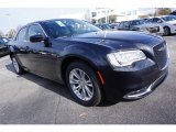2017 Chrysler 300 Limited Front 3/4 View