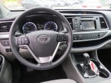 2017 Toyota Highlander LE Dashboard