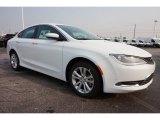 2017 Chrysler 200 Limited Front 3/4 View