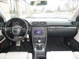 2008 Audi RS4 4.2 quattro Sedan Dashboard
