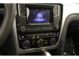 2016 Volkswagen Passat SEL Sedan Controls