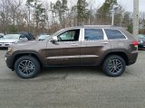 Walnut Brown Metallic Jeep Grand Cherokee in 2017