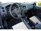 2016 Volkswagen Tiguan S Beige/Black Interior