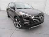 2017 Hyundai Tucson Limited Front 3/4 View