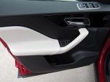 2017 Jaguar F-PACE 35t AWD Prestige Door Panel