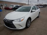 2017 Blizzard White Pearl Toyota Camry XLE #118032665
