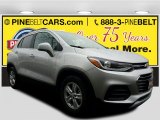 2017 Silver Ice Metallic Chevrolet Trax LT #118176204