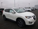 2017 Nissan Rogue Pearl White