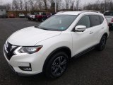 2017 Nissan Rogue Pearl White