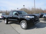 2017 Toyota Tacoma SR Access Cab 4x4 Front 3/4 View