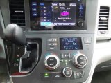 2017 Toyota Sienna LE AWD Controls