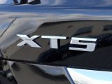 2017 Cadillac XT5 Luxury Marks and Logos