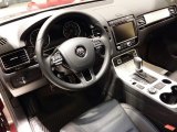 2017 Volkswagen Touareg V6 Exectutive Black Anthracite Interior