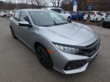 2017 Honda Civic EX-L Navi Hatchback Front 3/4 View