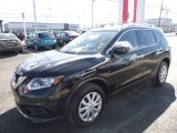 2016 Nissan Rogue S AWD Front 3/4 View