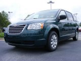 2009 Melbourne Green Pearl Chrysler Town & Country LX #11891915
