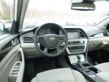 2017 Hyundai Sonata Limited Hybrid Dashboard