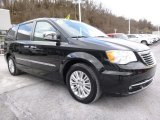 2012 Chrysler Town & Country Brilliant Black Crystal Pearl