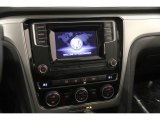 2016 Volkswagen Passat S Sedan Controls