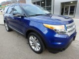 2014 Ford Explorer XLT 4WD Front 3/4 View